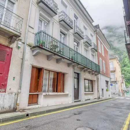 Centre 4/6 Pers Avec Balcon, Cuisine Equipee Et Local A Skis - Fr-1-401-226 Cauterets